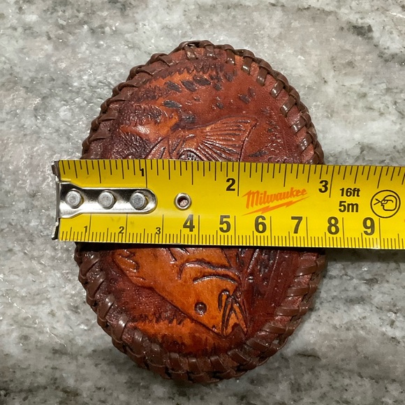 80’s Vintage Hand Tooled Leather and Whip Stitched Belt Buckle Fish - Picture 8 of 8